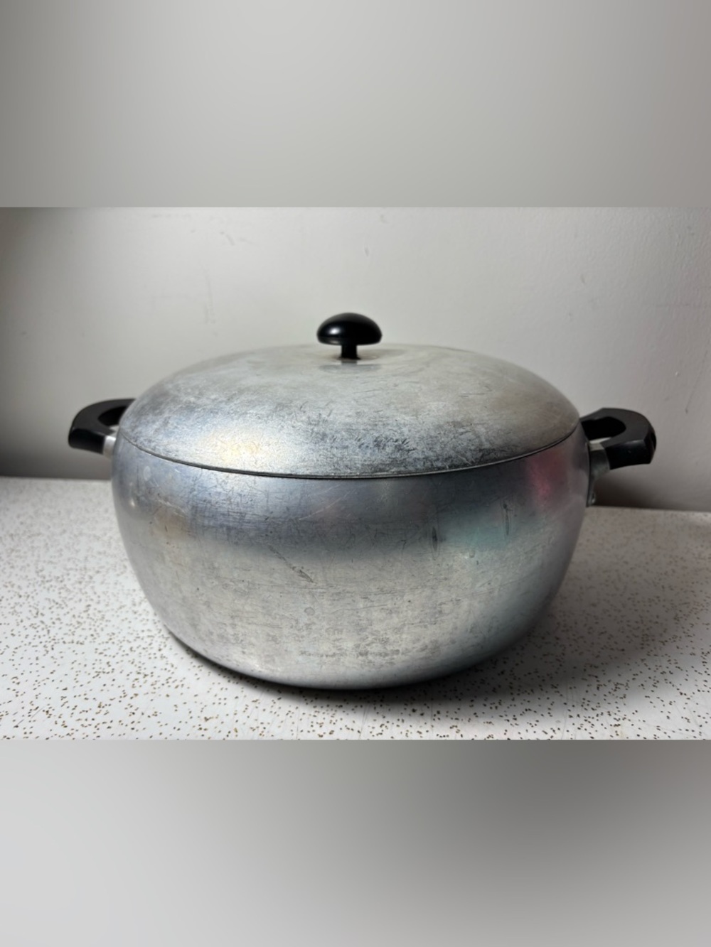 Vintage aluminum WearEver Dutch Oven pot